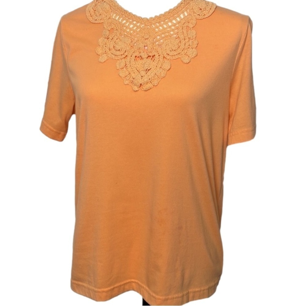 Crochet Neck Bib Design Short Sleeve Top